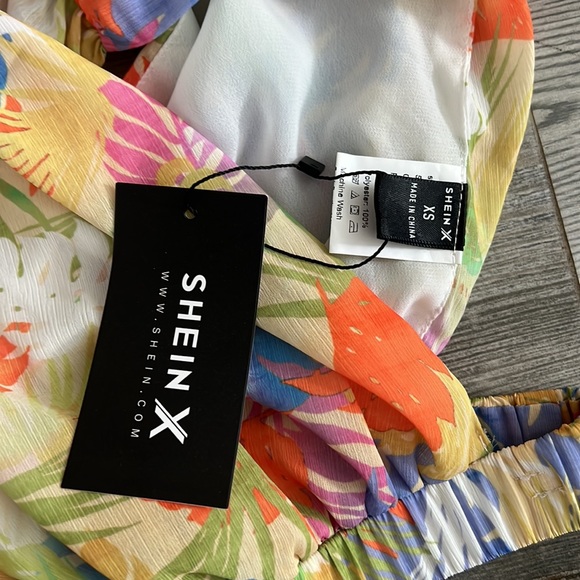 Top - Picture 3 of 3